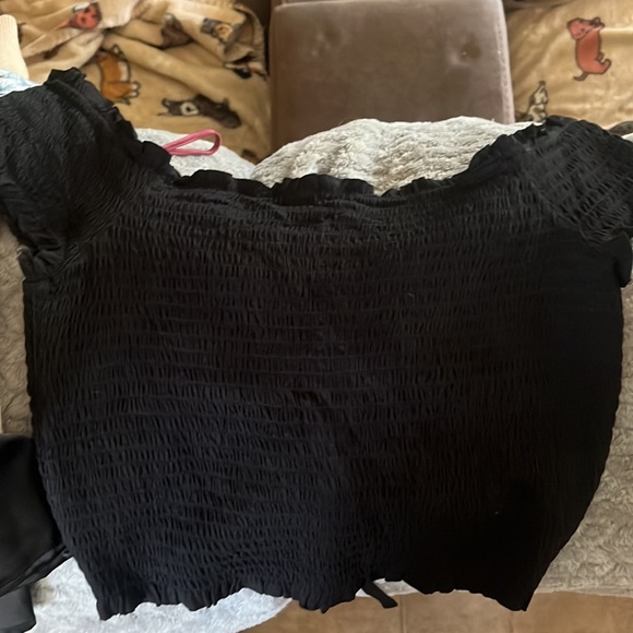 Garage Ruched Top - Picture 3 of 3